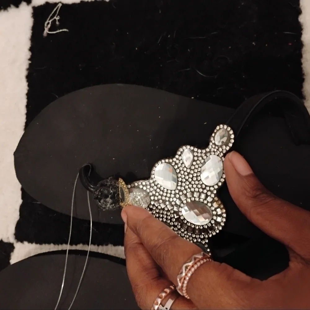 East Loop Sandals - Picture 4 of 6